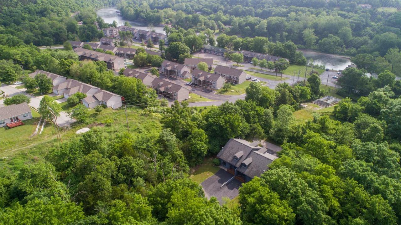 Day Dreamer Cabin Branson Exterior photo